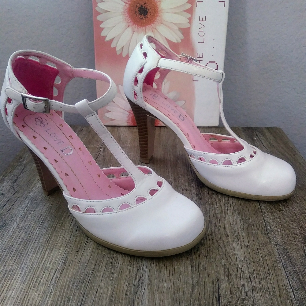 Women shoes-heels